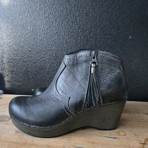 Dansko Veronica Distressed Ankle Boots 36